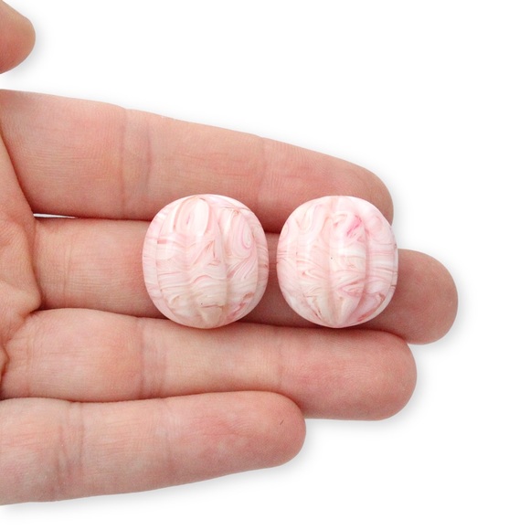 Vintage Pink Lucite Stud Earrings Marbled Swirl Ribbed / Fluted Melon Texture - Picture 3 of 4